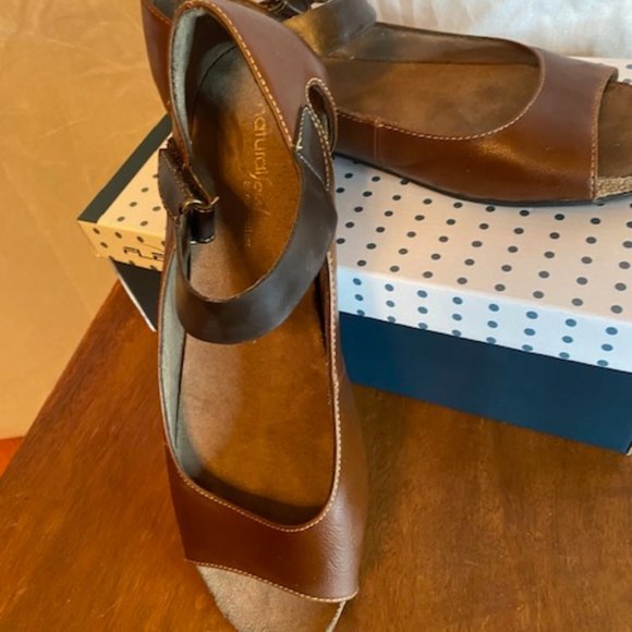 Natural Soul By Naturalizer  Open toe flat shoe size 9.5 - Picture 6 of 9